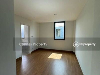 Baan Klang Muang Classe Sukhumvit 77, Bangkok, Thailand Baan Klang Muang Classe Sukhumvit 77, Bangkok, Thailand