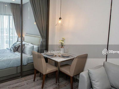 Life One Wireless, Bangkok, Thailand Life One Wireless, Bangkok, Thailand