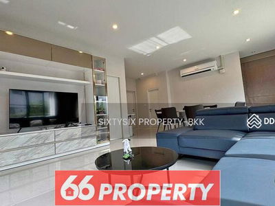 Burasiri Pattanakarn, Bangkok, Thailand Burasiri Pattanakarn, Bangkok, Thailand