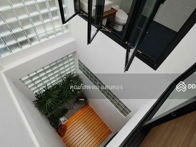 2-story townhome in Rama 9 Research Center area, Soi 26, decorated and ready to move in, Bangkok, Thailand 2-story townhome in Rama 9 Research Center area, Soi 26, decorated and ready to move in, Bangkok, Thailand