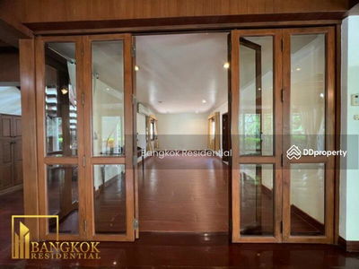 Single House in Compound, Bangkok, Thailand Single House in Compound, Bangkok, Thailand