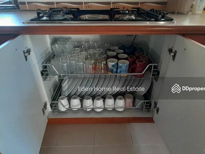 Beautiful House for rent with Swimming pool and Spacious Garden, Phuket, Thailand Beautiful House for rent with Swimming pool and Spacious Garden, Phuket, Thailand