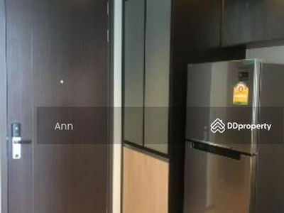 Condo for rent MRT Sukhumvit 200 m Edge Sukhumvit 23 31 sq m. ARL Makkasan, Bangkok, Thailand Condo for rent MRT Sukhumvit 200 m Edge Sukhumvit 23 31 sq m. ARL Makkasan, Bangkok, Thailand