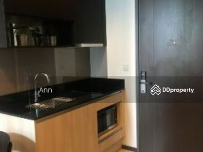 Condo for rent MRT Sukhumvit 200 m Edge Sukhumvit 23 31 sq m. ARL Makkasan, Bangkok, Thailand Condo for rent MRT Sukhumvit 200 m Edge Sukhumvit 23 31 sq m. ARL Makkasan, Bangkok, Thailand