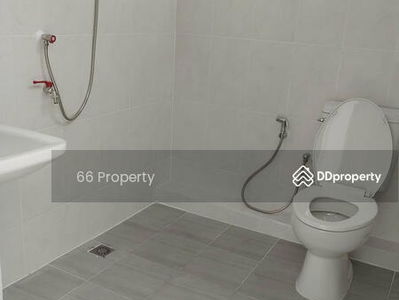 4 Bed House, Bangkok, Thailand 4 Bed House, Bangkok, Thailand