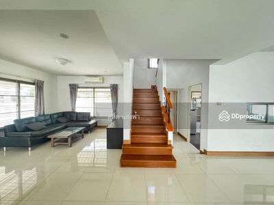 Single house for rent, House of Canary Village, Suan Suea, Sriracha, Chon Buri., Thailand Single house for rent, House of Canary Village, Suan Suea, Sriracha, Chon Buri., Thailand