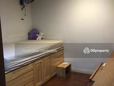 Green Point Silom, Bangkok, Thailand Green Point Silom, Bangkok, Thailand