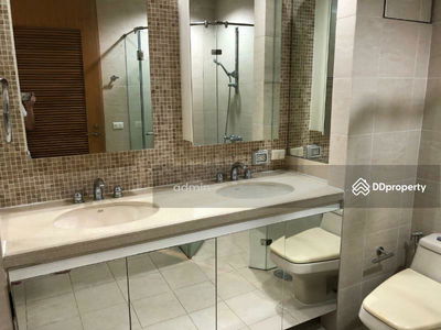 The Royal Saladaeng Condominium, Bangkok, Thailand The Royal Saladaeng Condominium, Bangkok, Thailand