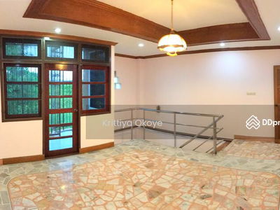 10110, Bangkok, Thailand 10110, Bangkok, Thailand