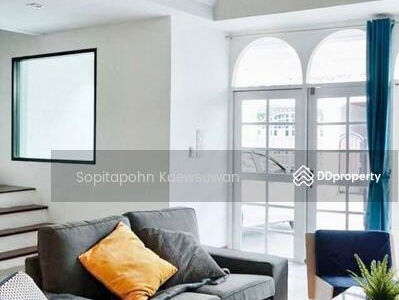 10110, Bangkok, Thailand 10110, Bangkok, Thailand