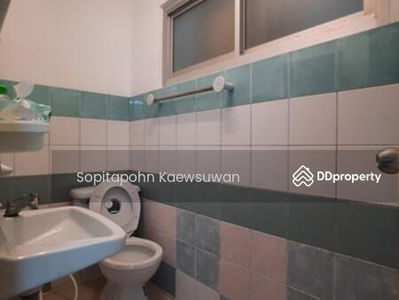 10110, Bangkok, Thailand 10110, Bangkok, Thailand