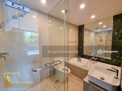 Ficus Lane, Bangkok, Thailand Ficus Lane, Bangkok, Thailand