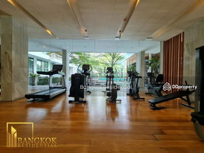 Ficus Lane, Bangkok, Thailand Ficus Lane, Bangkok, Thailand