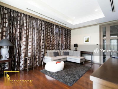 House in Compound, Bangkok, Thailand House in Compound, Bangkok, Thailand