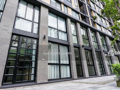 Lyss Ratchayothin, Bangkok, Thailand Lyss Ratchayothin, Bangkok, Thailand