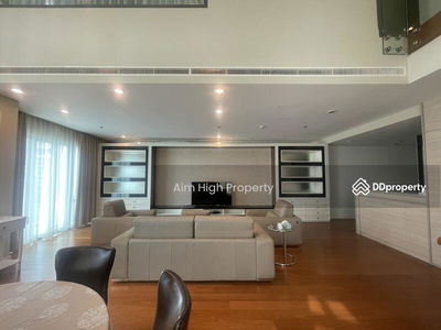 Bright Sukhumvit 24, Bangkok, Thailand Bright Sukhumvit 24, Bangkok, Thailand