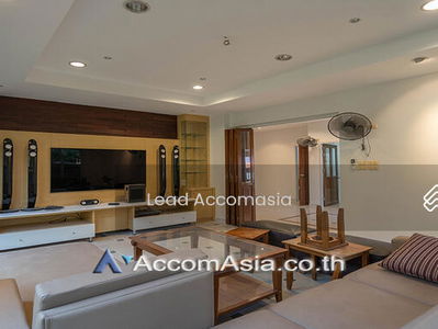 4 Bedrooms House for Sale and Rent in Sukhumvit, Bangkok near BTS Phra khanong (2318119), Bangkok, Thailand 4 Bedrooms House for Sale and Rent in Sukhumvit, Bangkok near BTS Phra khanong (2318119), Bangkok, Thailand