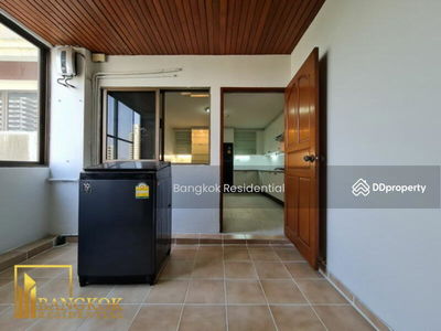 Charan Tower (Charan Tower), Bangkok, Thailand Charan Tower (Charan Tower), Bangkok, Thailand