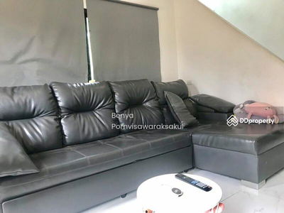 Spacious 4-Br House near BTS Udom Suk, Bangkok, Thailand Spacious 4-Br House near BTS Udom Suk, Bangkok, Thailand
