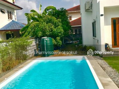 Spacious 4-Br House near BTS Udom Suk, Bangkok, Thailand Spacious 4-Br House near BTS Udom Suk, Bangkok, Thailand