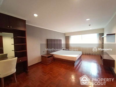 Ploenruedee Residence, Bangkok, Thailand Ploenruedee Residence, Bangkok, Thailand