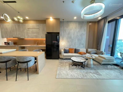 D'. Le Pont D'or - Hoang Cau, Vietnam D'. Le Pont D'or - Hoang Cau, Vietnam