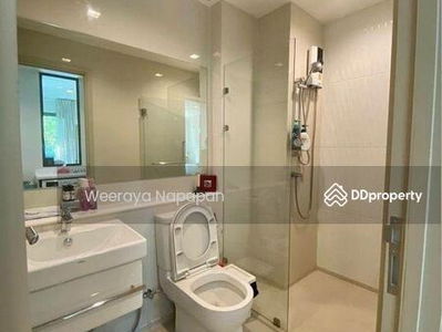 Life One Wireless, Bangkok, Thailand Life One Wireless, Bangkok, Thailand