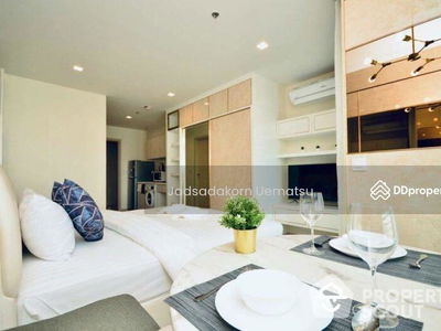 Life One Wireless, Bangkok, Thailand Life One Wireless, Bangkok, Thailand