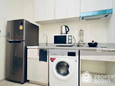 Life One Wireless, Bangkok, Thailand Life One Wireless, Bangkok, Thailand