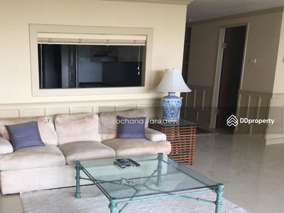 Somkid Gardens, Bangkok Somkid Gardens, Bangkok