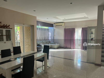 Laddarom Elegance Kaset-Nawamin, Bangkok, Thailand Laddarom Elegance Kaset-Nawamin, Bangkok, Thailand