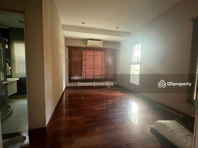 Laddarom Elegance Kaset-Nawamin, Bangkok, Thailand Laddarom Elegance Kaset-Nawamin, Bangkok, Thailand