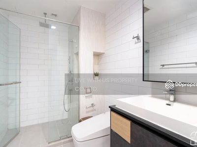 The Line Jatujak-Mochit, Bangkok, Thailand The Line Jatujak-Mochit, Bangkok, Thailand