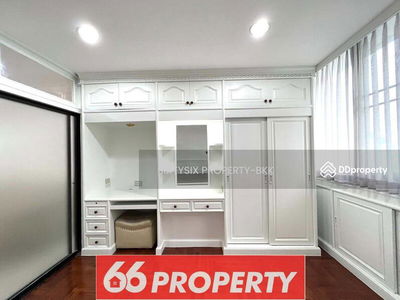 Supalai Place Sukhumvit 39, Bangkok, Thailand Supalai Place Sukhumvit 39, Bangkok, Thailand