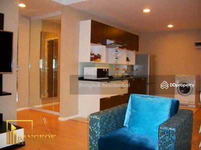 Renova Residence Chidlom condominium, Bangkok, Thailand Renova Residence Chidlom condominium, Bangkok, Thailand