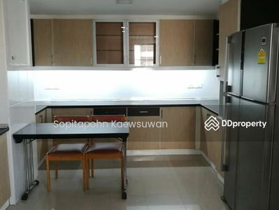 Sukhumvit 24 Home, Bangkok, Thailand Sukhumvit 24 Home, Bangkok, Thailand