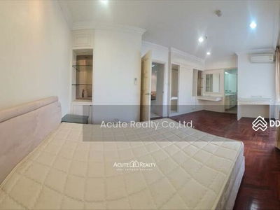 Fifty Fifth Tower, Bangkok, Thailand Fifty Fifth Tower, Bangkok, Thailand