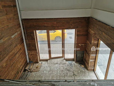 10120, Bangkok, Thailand 10120, Bangkok, Thailand