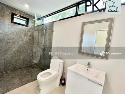 Housing in Ban Chalong, Thailand Housing in Ban Chalong, Thailand