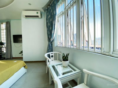 Dang Thuy Tram Street, Vietnam Dang Thuy Tram Street, Vietnam