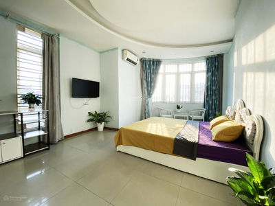 Dang Thuy Tram Street, Vietnam  Dang Thuy Tram Street, Vietnam