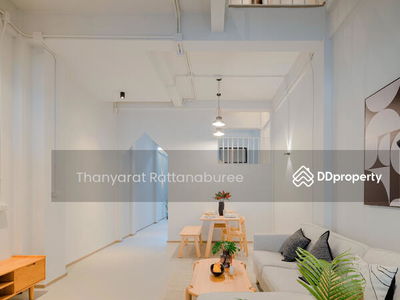 Townhome renovate at Charoen Krung, Bangkok, Thailand Townhome renovate at Charoen Krung, Bangkok, Thailand
