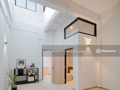 Townhome renovate at Charoen Krung, Bangkok, Thailand Townhome renovate at Charoen Krung, Bangkok, Thailand