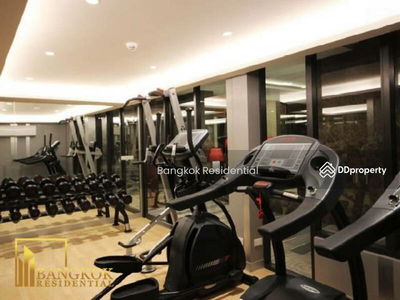 Runesu Thonglor 5, Bangkok, Thailand Runesu Thonglor 5, Bangkok, Thailand