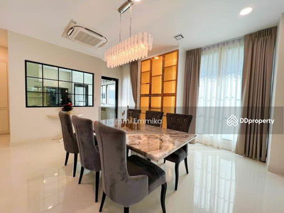 Nantawan Rama 9 New Krungthepkreetha, Bangkok, Thailand Nantawan Rama 9 New Krungthepkreetha, Bangkok, Thailand