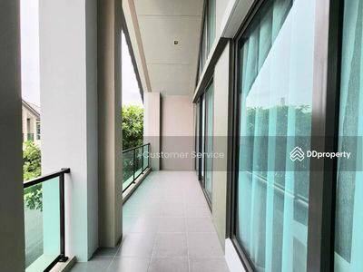 Bangkok Boulevard Vibhavadi, Bangkok, Thailand Bangkok Boulevard Vibhavadi, Bangkok, Thailand