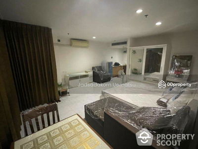 Phayathai Place, Bangkok, Thailand Phayathai Place, Bangkok, Thailand