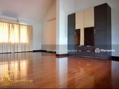 Detached House, Bangkok, Thailand Detached House, Bangkok, Thailand