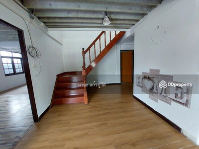 Lat Phrao 41, Bangkok, Thailand Lat Phrao 41, Bangkok, Thailand