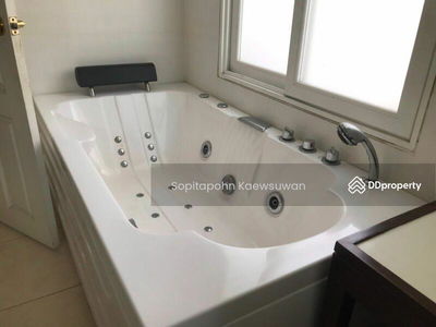 10260, Bangkok, Thailand 10260, Bangkok, Thailand